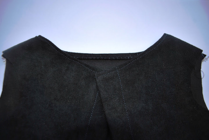 Sew collar